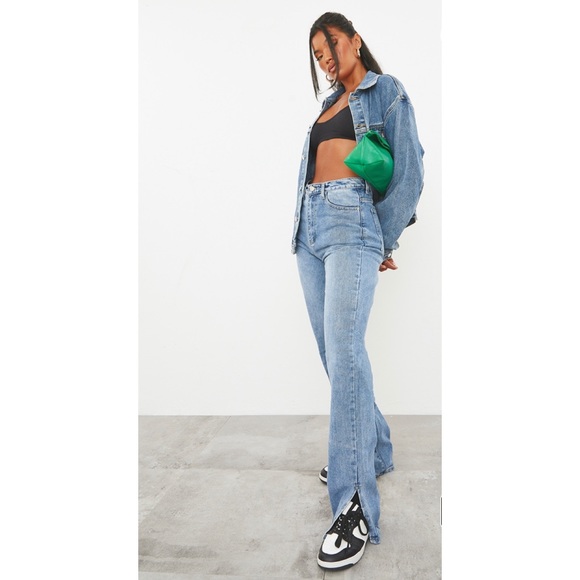 PrettyLittleThing Denim - NEW WITH TAGS! Pretty Little Thing Light Blue Wash Long Leg Split Hem Jeans